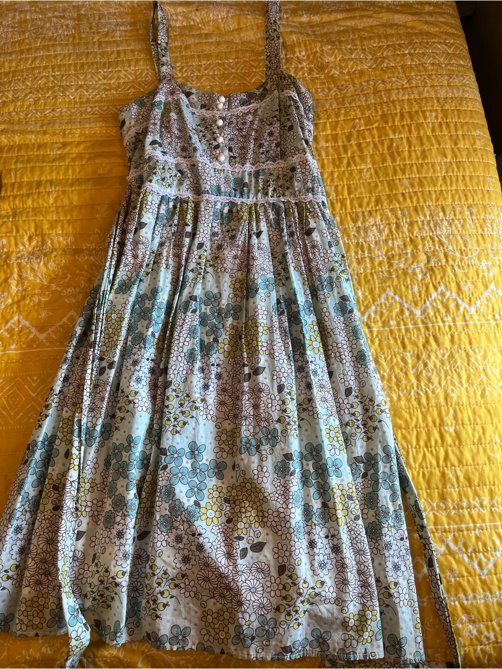 Floral Vintage Spaghetti-Strap Sundress in Aqua and Yellow - Picture 10 of 12